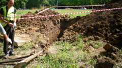 ГНБ прокол в лесопарке, Саранск, бурение пилотной скважины завершено