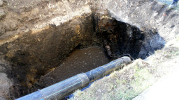 ГНБ прокол, Саранск, заводская территория, затягивание трубы в пилотную скважину